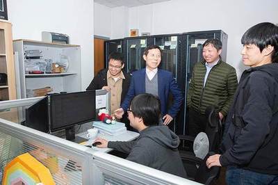 智慧防疫新突破 上海交大團(tuán)隊(duì)為騰訊健康碼開(kāi)發(fā)人臉識(shí)別技術(shù)，榮獲上海科技進(jìn)步特等獎(jiǎng)